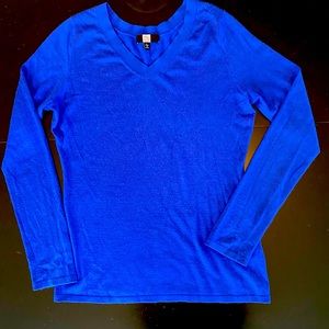 Cashmere and silk V neck sweater